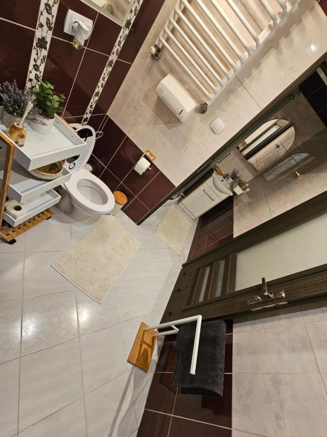 Chelosiowy Apartament Targi Kielce Jaworznia Exterior photo